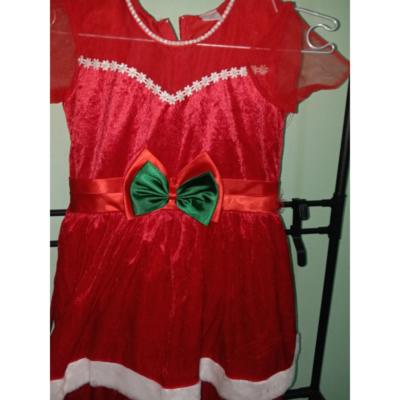 Đầm bé 5 tuổi  509569