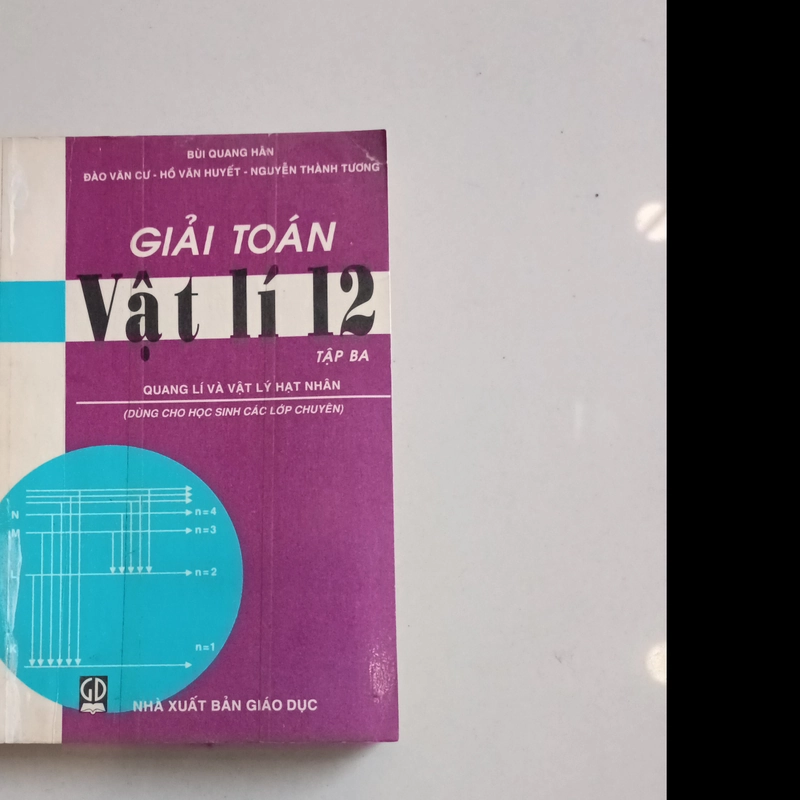 Giải toán vật lý 12 - Tập 3, Quang lý và vật lý hạt nhân 447538