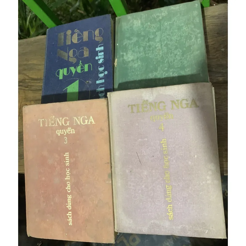 Sách học tiếng Nga, dùng cho học sinh, quyển 1-2-3-4, in tại Nga 1030531