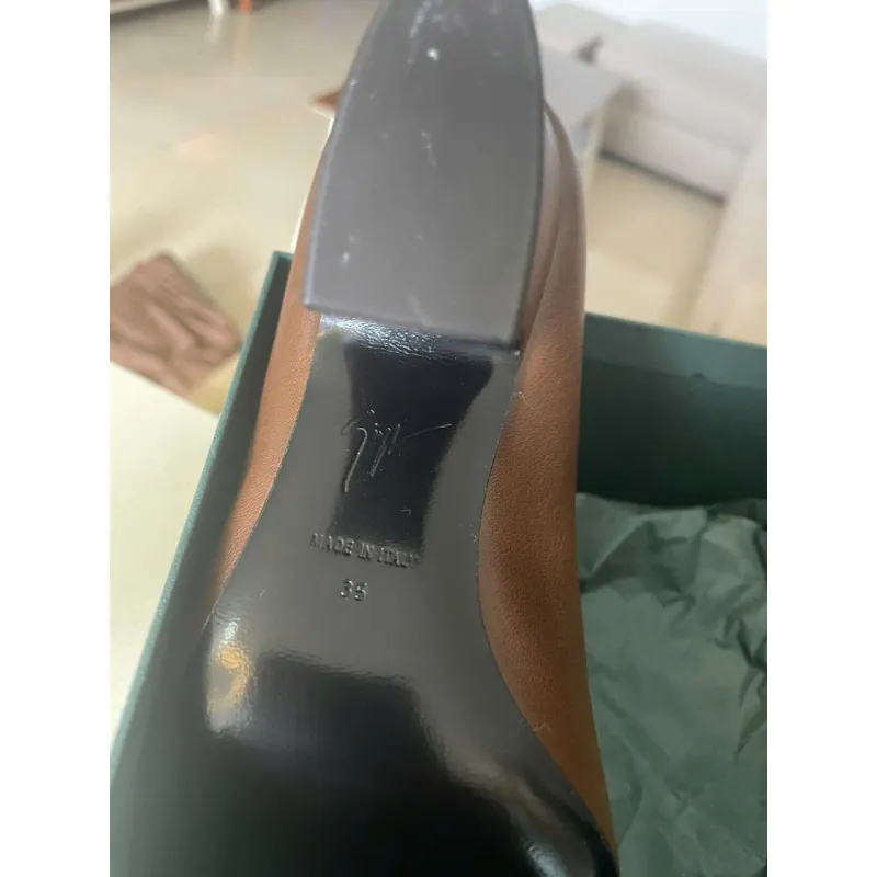 👠 Giày nữ Church’s – da nâu socola, mới 100% 590925