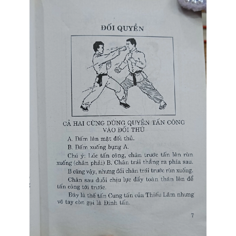 Những đòn thế tấn công & phản công - Võ sư Trần Tuấn (biên soạn) 518198