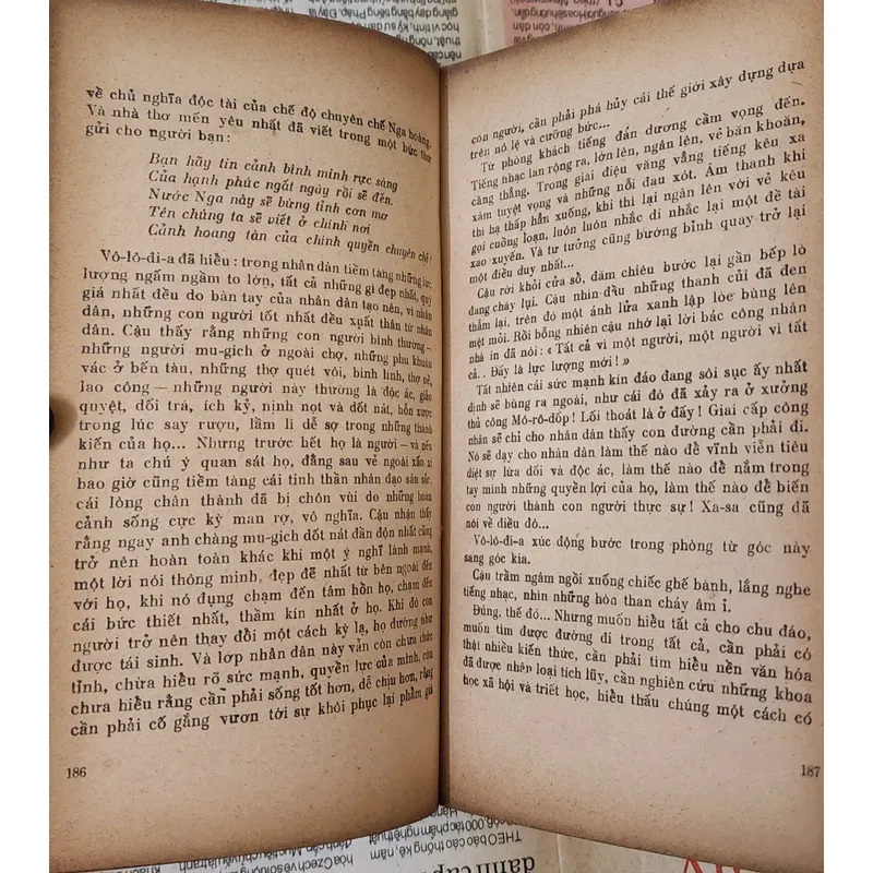 TUỔI TRẺ LENIN  709258