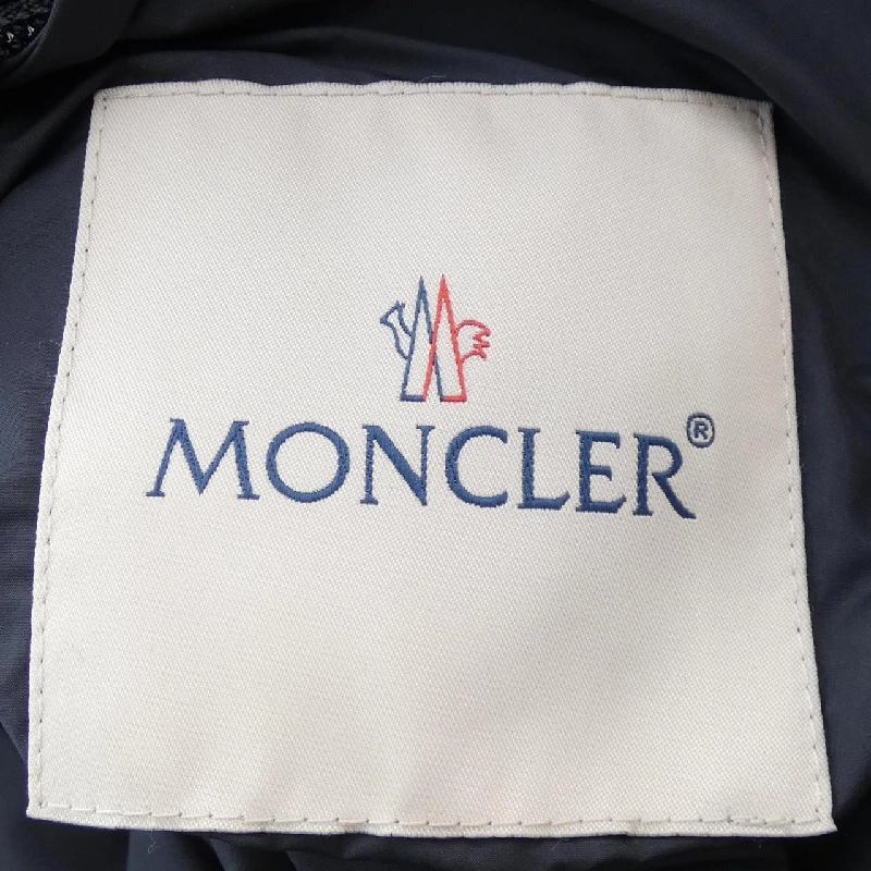 Áo khoác MONCLER - Hàng hiệu Chính hãng 898402