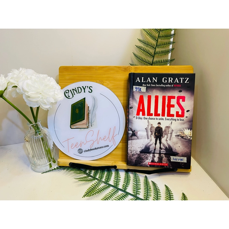 [Sách 2hand từ US] Like new 90% - Allies của Alan Gratz 477999