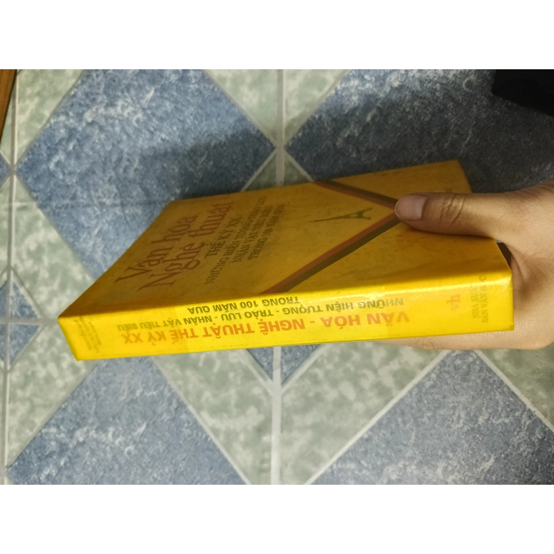 Văn hóa nghệ thuật thế kỷ XX những hiện tượng trào lưu Nhân vật tiêu biểu trong 100 năm 531902