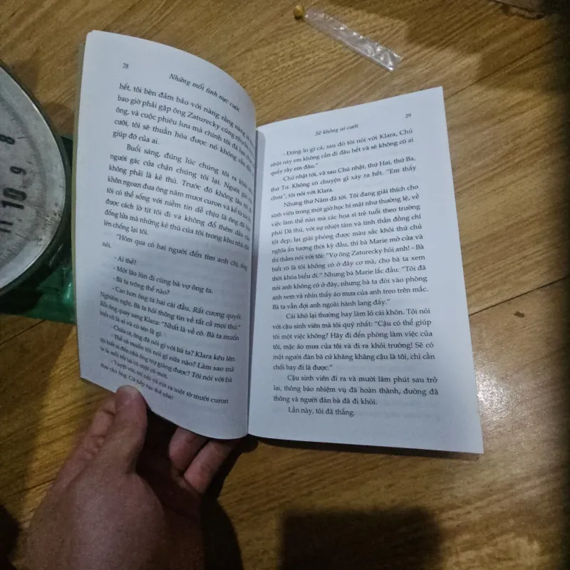 Những mối tình nực cười  763174