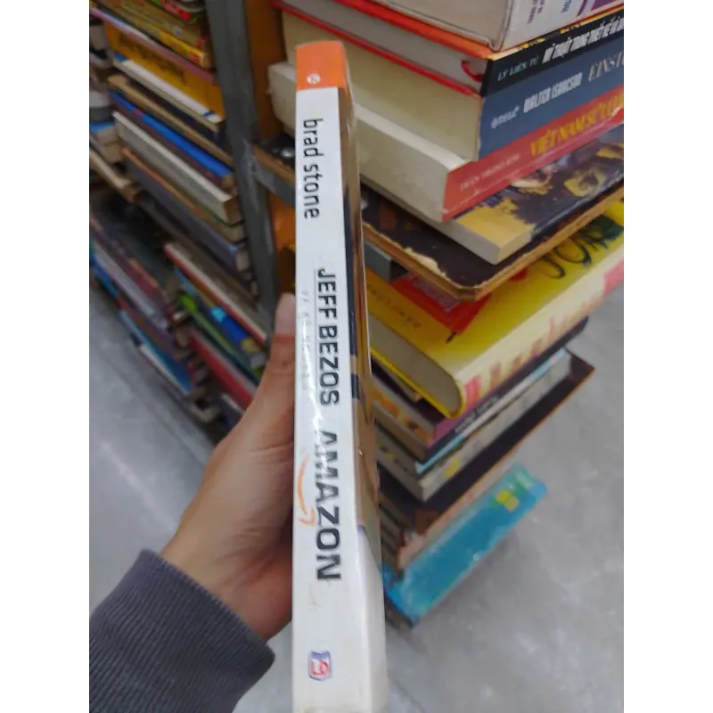 SÁCH JEFF BEZOS VÀ KỶ NGUYÊN AMAZON (B1) 706158