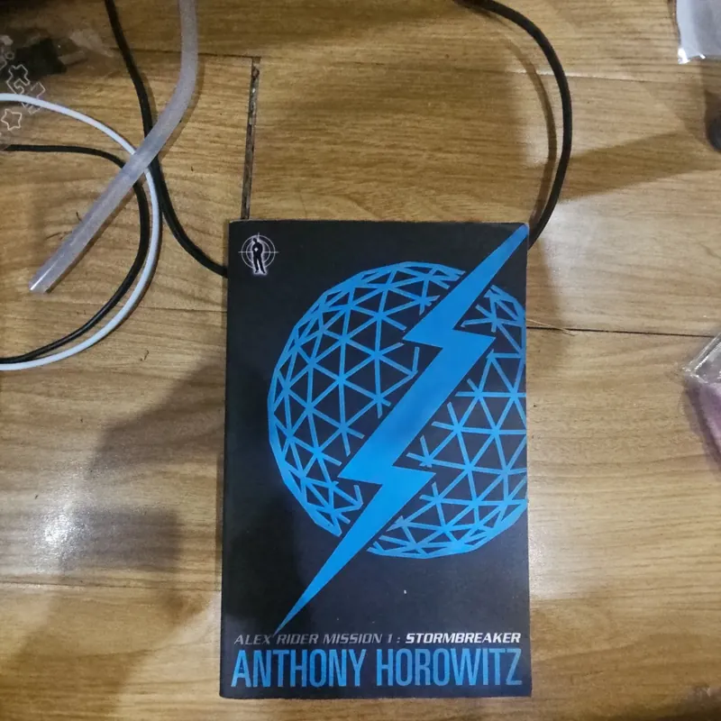 Alex Rider Mission 1 : Stormbreaker  714621
