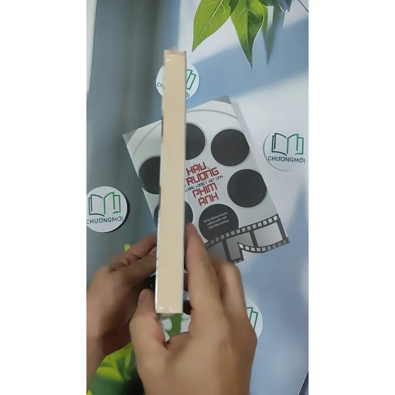 [MIỄN PHÍ BỌC SÁCH] [SEAL] Hậu Trường Phim Ảnh - Lữ Đắc Long & Việt Linh 798864