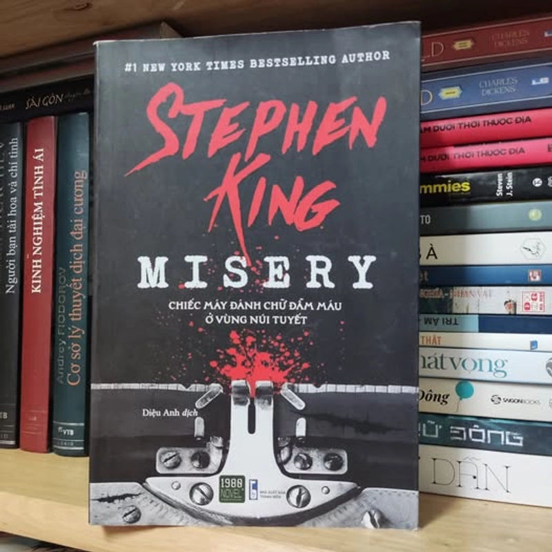 MISERY - Chiếc máy đánh chữ đẫm máu ở vùng núi tuyết - Stephen King 337709