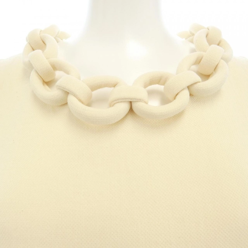 Đầm Chinchilla Louis Vuitton FMDR55UVF - Hàng hiệu Authentic 816497