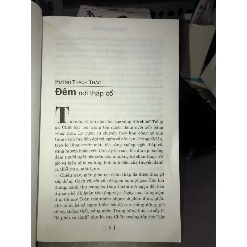 Hồn hoa đêm tháp cổ  1001142