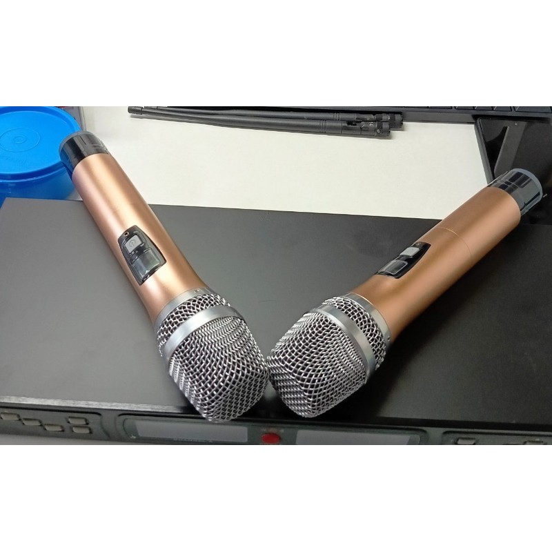 CẦN THANH LÝ BỘ MIC KHÔNG DÂY KTV ĐÃ QUA  SỬ DỤNG 111253