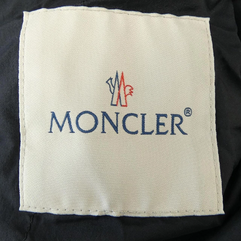 Áo khoác lông vũ MONCLER 638099