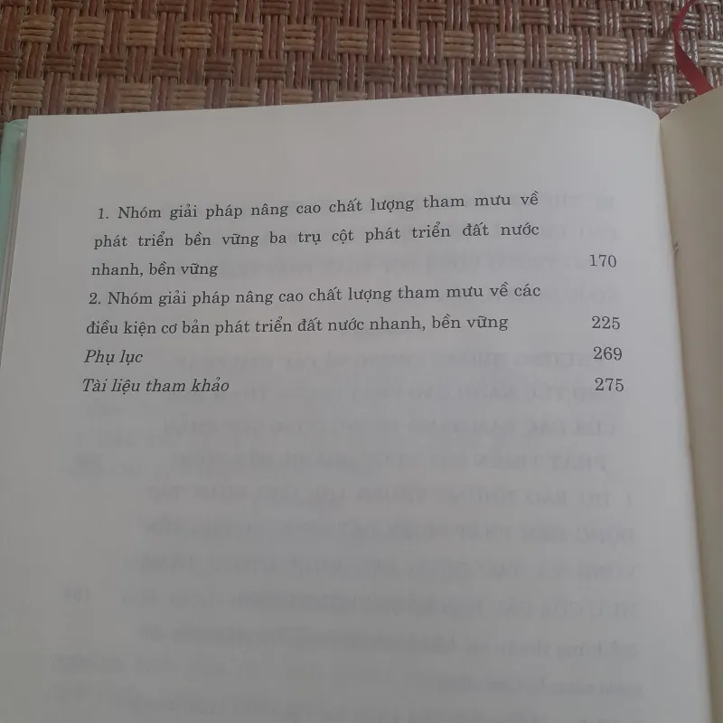 NÂNG CAO CHẤT LƯỢNG THAM MƯU CỦA CÁC BAN ĐẢNG... 932781