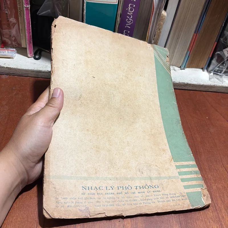 [Xem Kỹ Ảnh, Tép Sách Rớt] - II Sưu Tầm: Nhạc Lý Phổ Thông - 1982 1013709