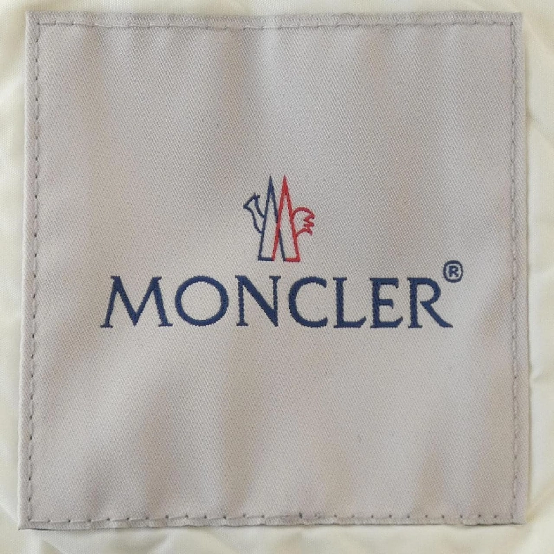 Áo khoác MONCLER IOLE - Hàng hiệu Chính hãng 808809