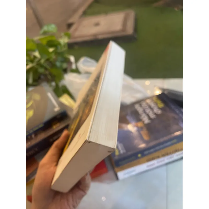 NHỮNG ĐỈNH NÚI DU CA: MỘT LỐI TÌM VỀ CÁ TÍNH H’MÔNG - NGUYỄN MẠNH TIẾN  1022999