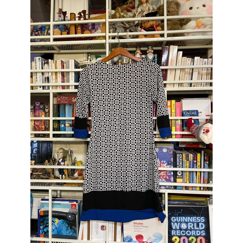 Đầm co giản, thoải mái 521285