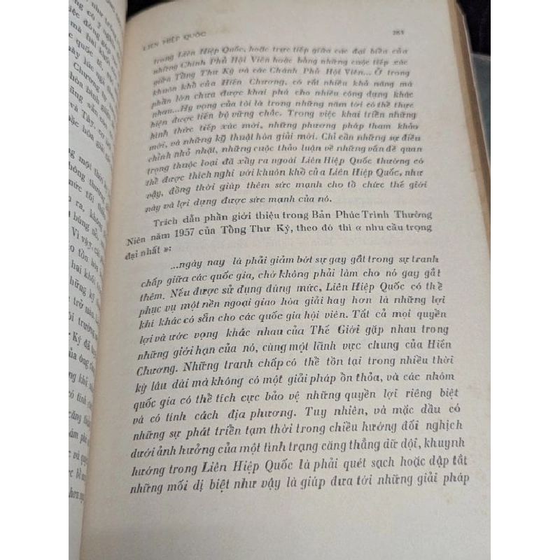Chính trị và bang giao quốc tế - Hans J.Morgenthau ( một nhóm người dịch ) 750918