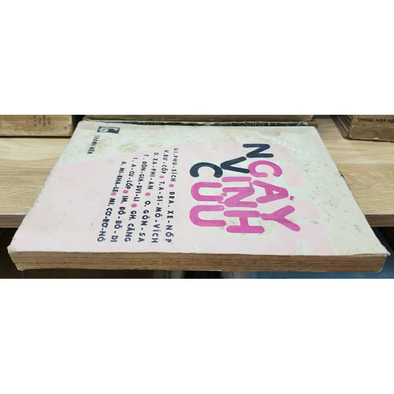 Tiểu thuyết Nga: NGÀY VĨNH CỬU 711620