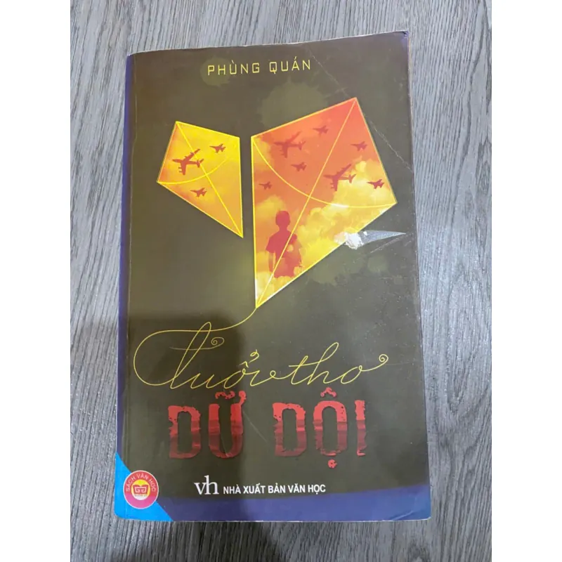 Tuổi thơ dữ dội - Phùng Quán 929338