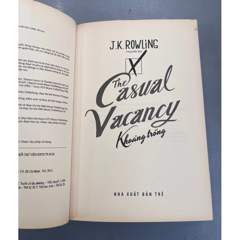 THE CASUAL VACANCY KHOẢNG TRỐNG 384960