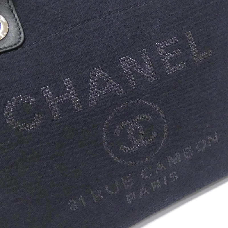 Túi xách Chanel Deauville Line AS3257 614384