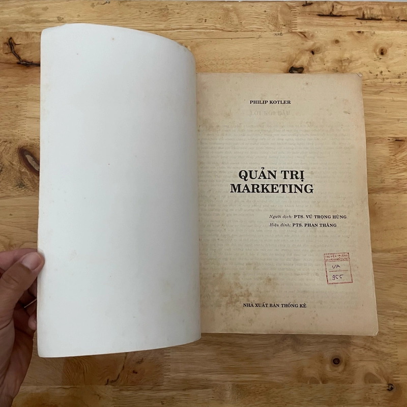 II Sách Kinh Tế: Quản Trị Marketing - PHILIP KOTLER - 1997 (Sách Khổ Lớn) 472484