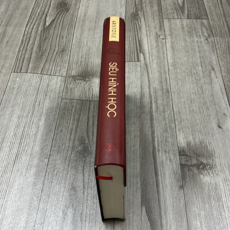 Siêu hình học. 4a1 544928