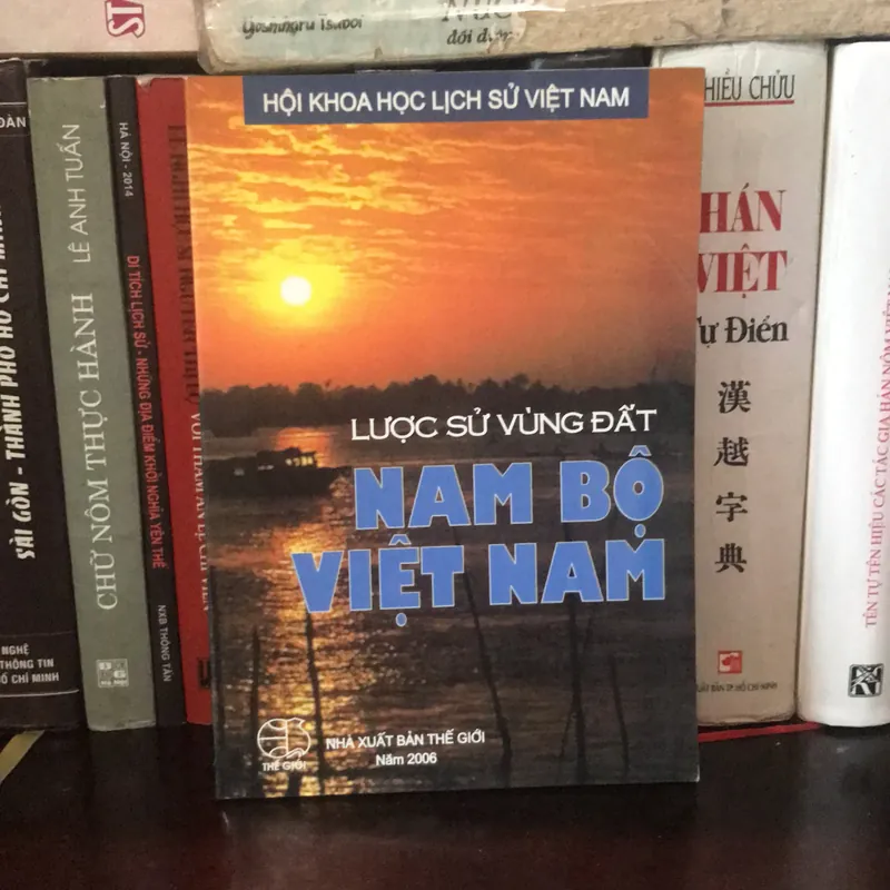 Lược sử vùng đất NAM BỘ VIỆT NAM (XB 2006) 562630
