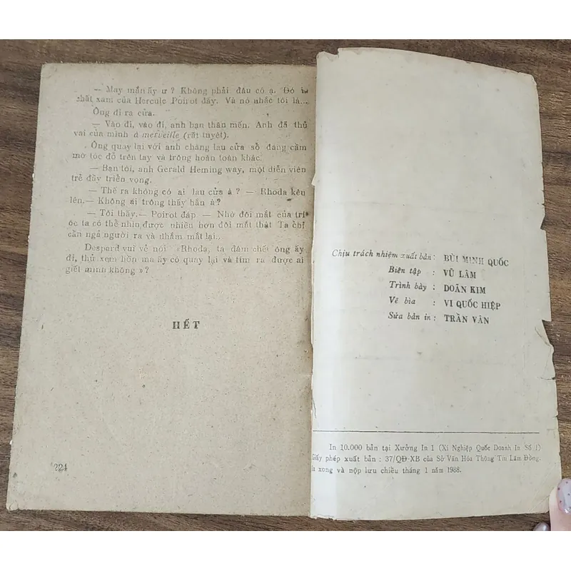 Tiểu thuyết trinh thám của nữ nhà văn Agatha Christie: NHỮNG QUÂN BÀI TRÊN MẶT BÀN 717891