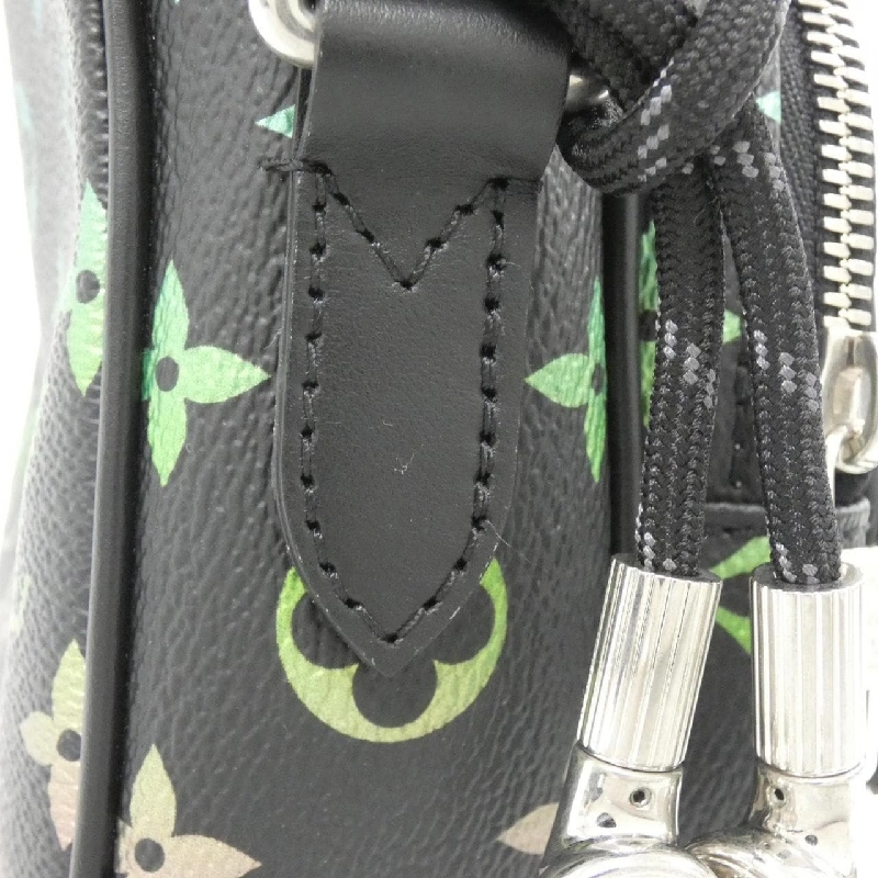 Túi xách vai Louis Vuitton Monogram Iridescent Amazon M13898 - Hàng hiệu Chính hãng 805805