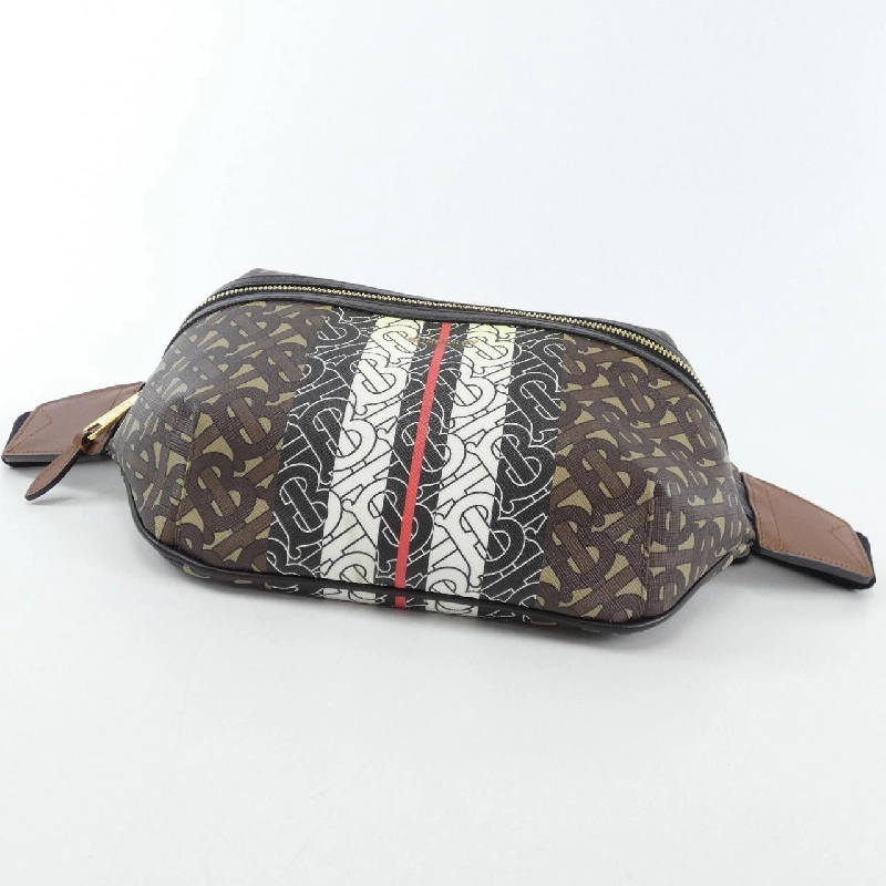 【Mã giảm giá】Túi Burberry BURBERRY 661752