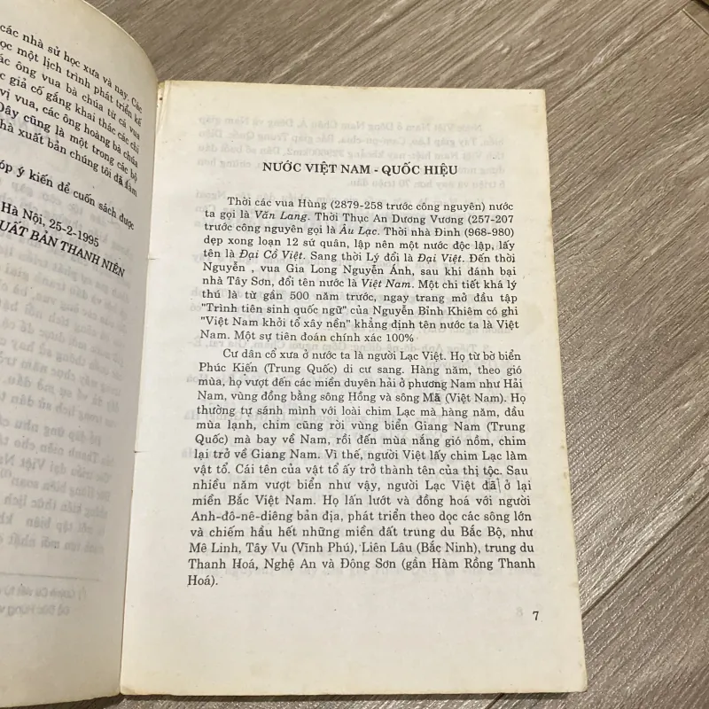 CÁC TRIỀU ĐẠI VIỆT NAM (XB 1995) 751649