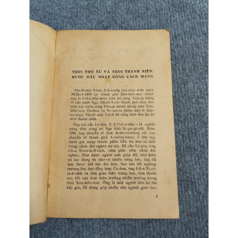 V.I.LÊ - NIN TIỂU SỬ VẮN TẮT 689597