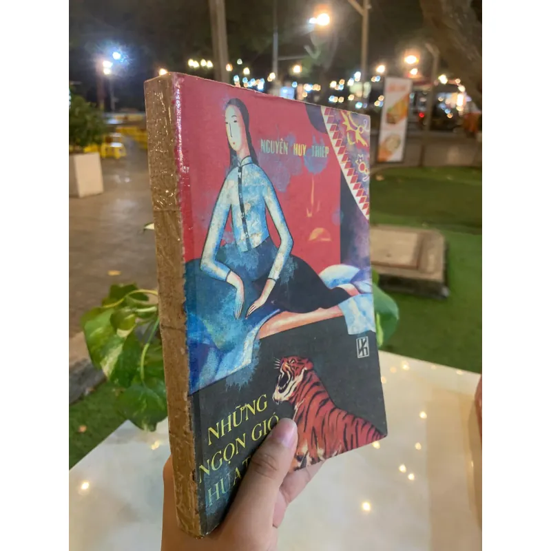 NHỮNG NGỌN GIÓ HUA TÁT - NGUYỄN HUY THIỆP 1029674