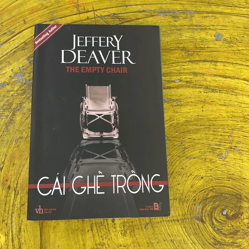 COMBO JEFFEREY DEAVER: TRĂNG LẠNH & CÁI GHẾ TRỐNG 748865