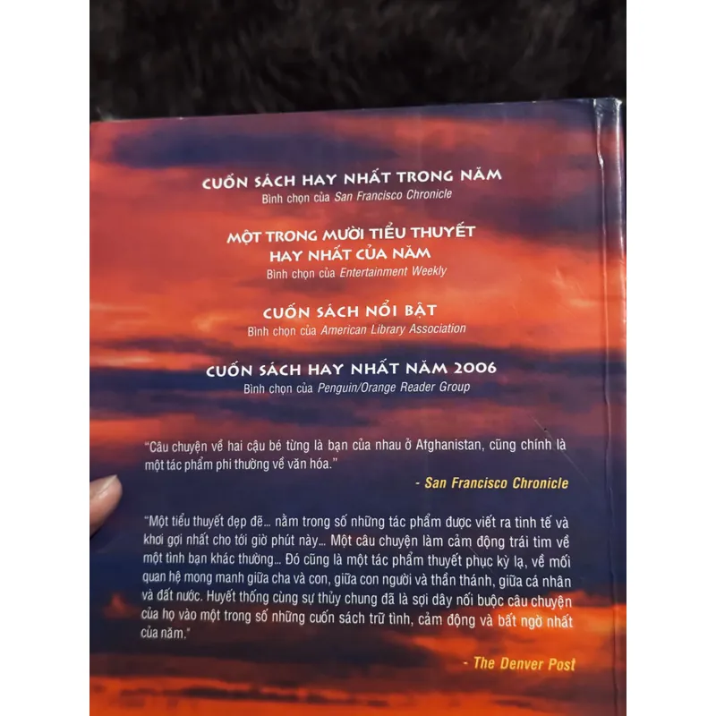 Người đua diều (bản in đầu) 714607