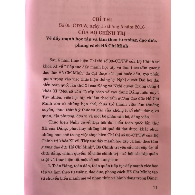 Những tấm gương bình dị mà cao quý  607826