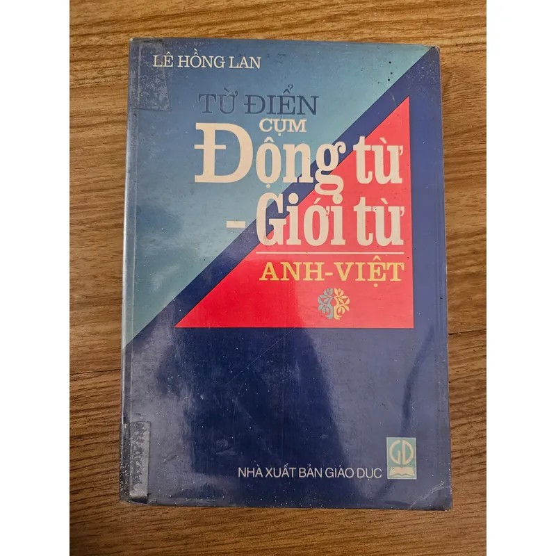 Từ điển cụm động từ - giới từ • Anh - Việt
 688767