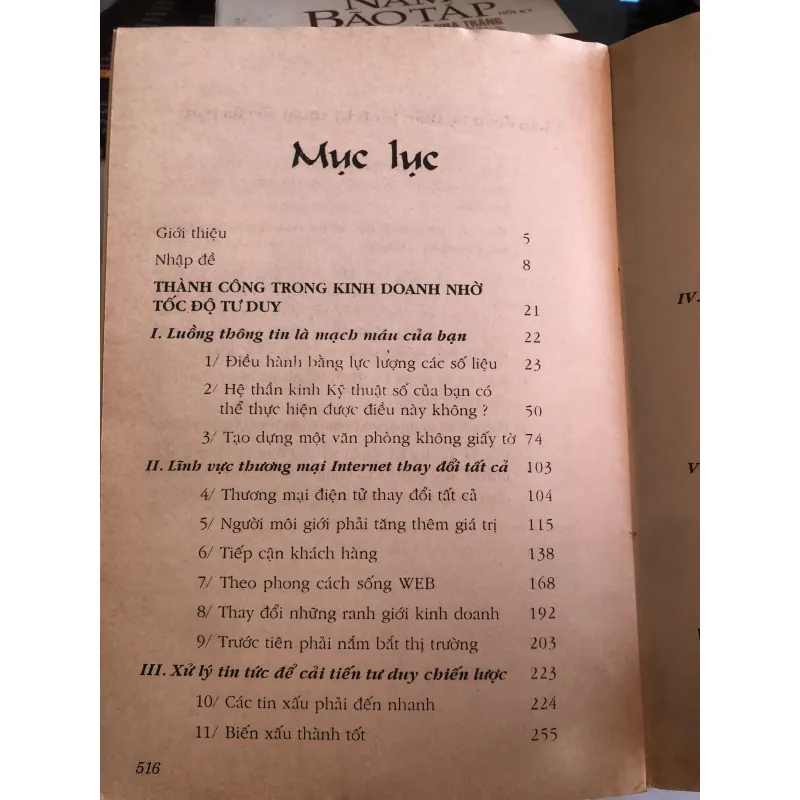 Thành công trong kinh doanh nhờ tốc độ tư duy - Bill Gates & Collins Hemingway 1008962