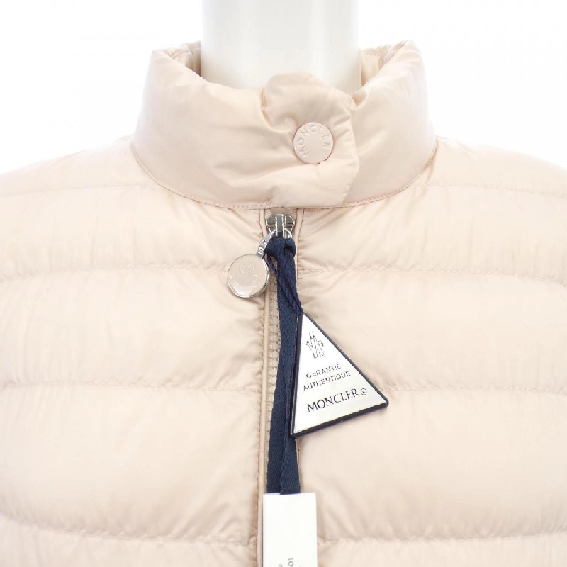 【Sản phẩm mới】Áo khoác lông vũ MONCLER 637094