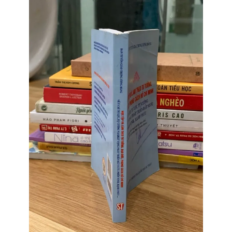 Học tập và làm theo tư tưởng đạo đức phong cách Hồ Chí Minh 716598