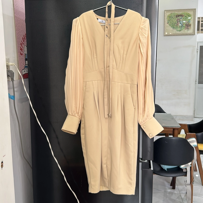 Đầm thiết kế Linh Nhi design size S mới 518599