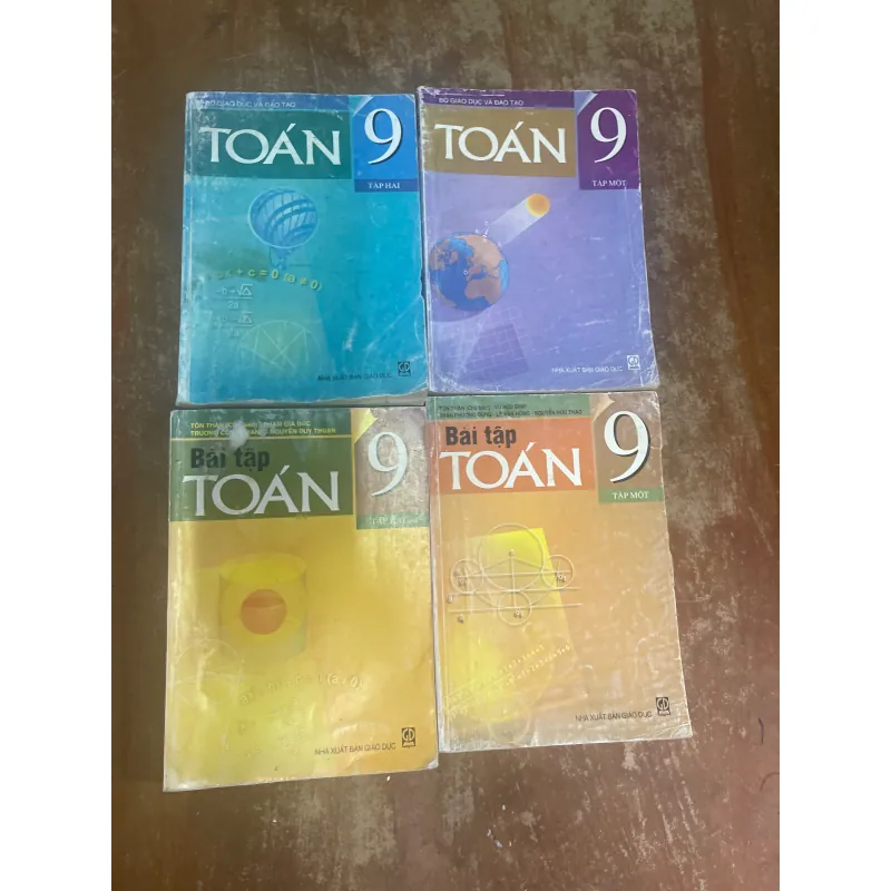 TOÁN 9- BÀI TẬP 4 cuốn 733521