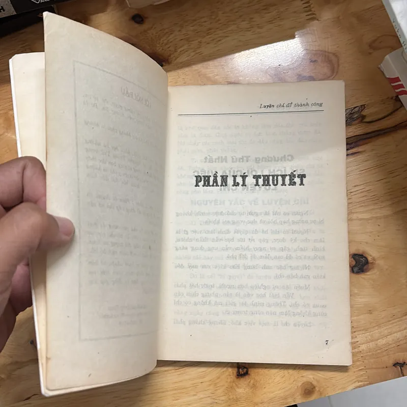 II Sách Kỹ Năng: Luyện Chí Để Thành Công - BS. Nguyễn Trọng Trử - 1997 698145