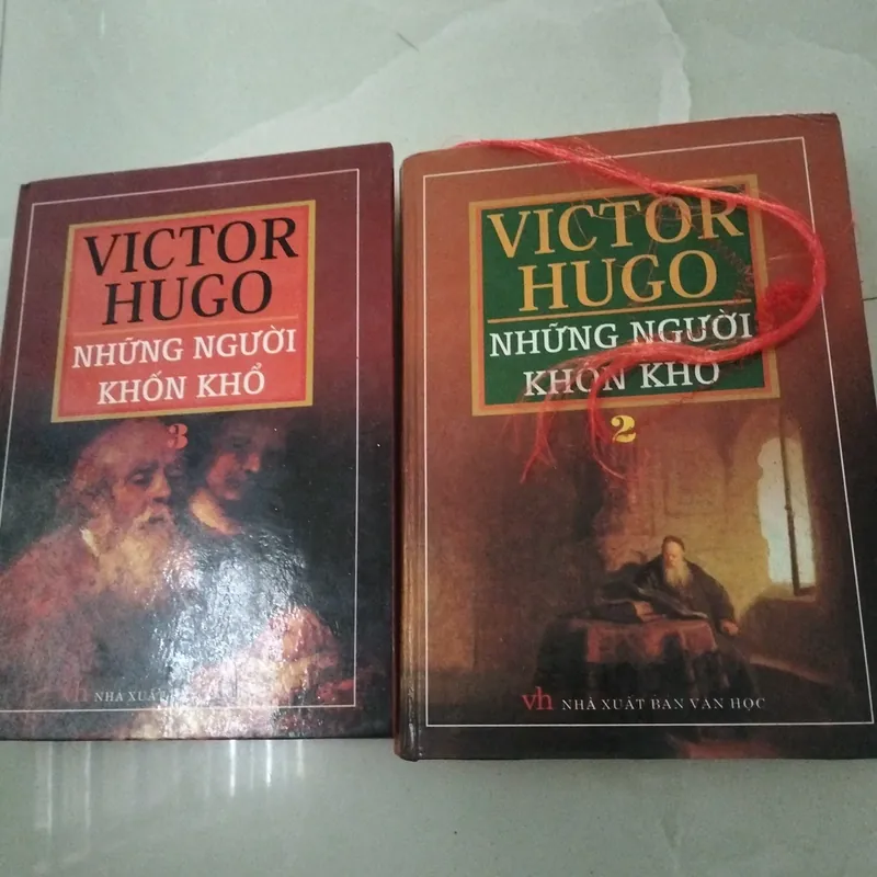 Sách ,( thuộc lĩnh vực văn học)  721199