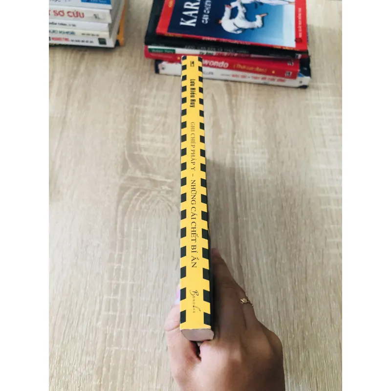 GHI CHÉP PHÁP Y- những cái chết bí ẩn  1004256