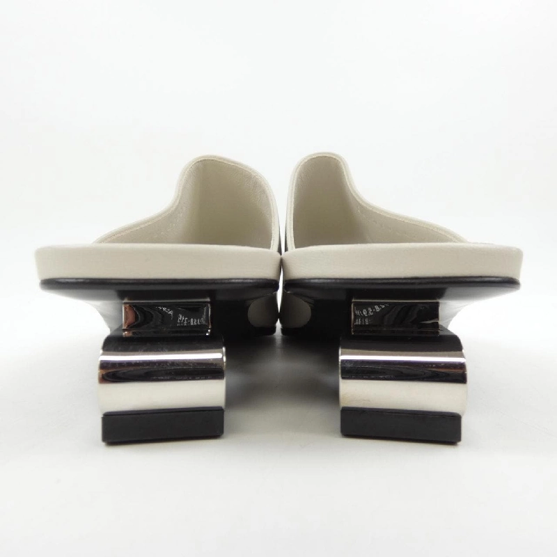 Giày sandal HERMES IDOLE シェーヌダンクル 241084Z 656093